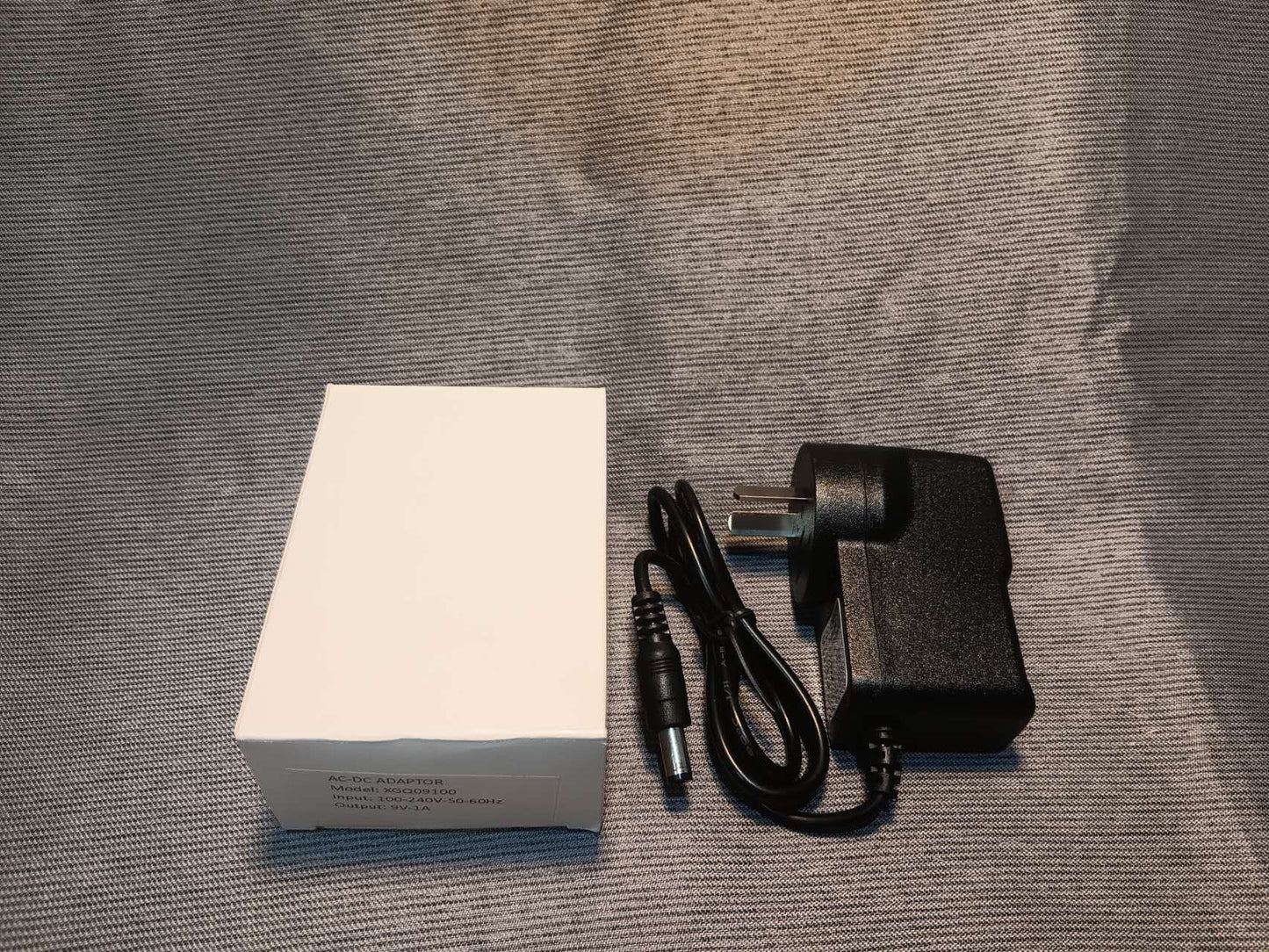 AU Plug DC9V 1A Switching Power Supply Guitar Pedal Negative Center AC100V-240V