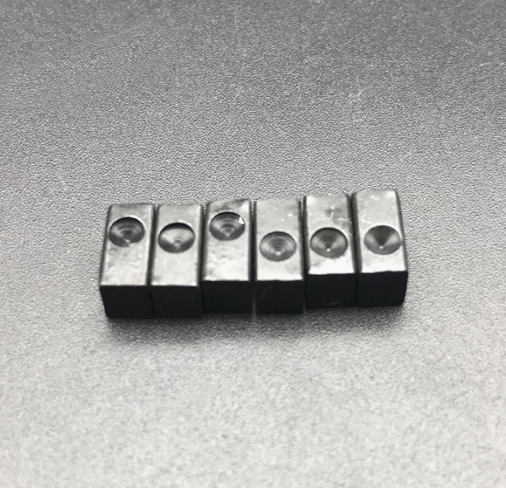 Electric Guitar Double Swing Vibrato Pressure String Embedded Small Iron Block