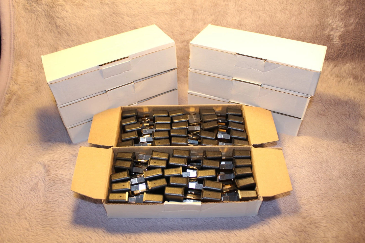 200PCS USA US EU ADAPTER PLUG TO AU AUS AUSTRALIA TRAVEL POWER PLUG CONVERTOR