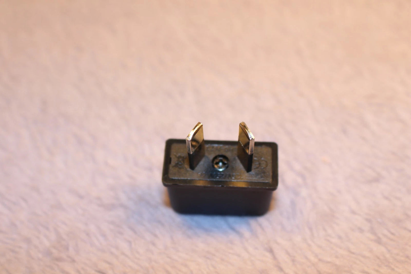 200PCS USA US EU ADAPTER PLUG TO AU AUS AUSTRALIA TRAVEL POWER PLUG CONVERTOR