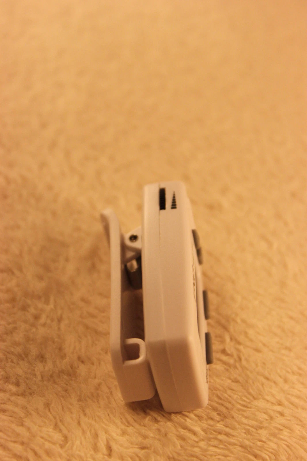 ENO EM-11 Clip-on Tone Generator and Metronome 2-in-1 for Guitar Bass Violin