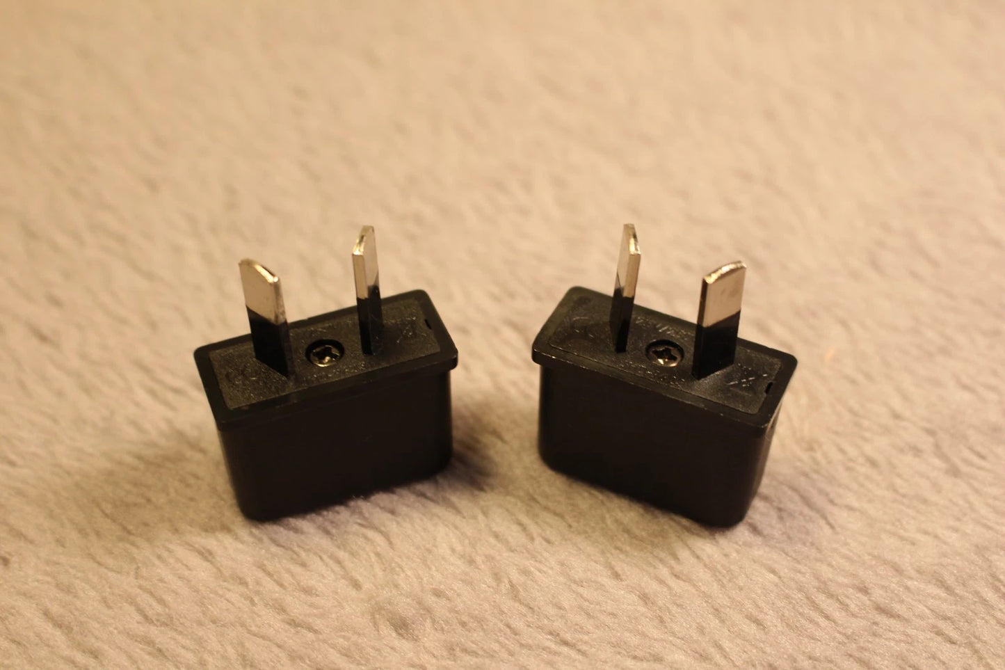 200PCS USA US EU ADAPTER PLUG TO AU AUS AUSTRALIA TRAVEL POWER PLUG CONVERTOR